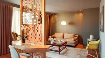 Zeus Wyndham Grand Athens