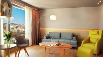 Zeus Wyndham Grand Athens