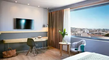 ZEUS WYNDHAM GRAND ATHENS