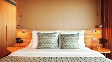 Zeus Wyndham Grand Athens