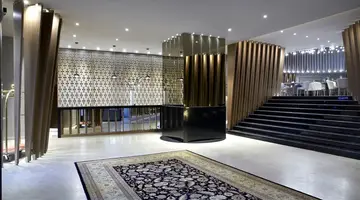 ZEUS WYNDHAM GRAND ATHENS