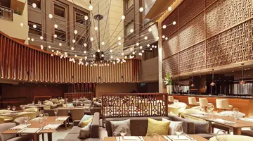 Zeus Wyndham Grand Athens