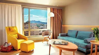 Zeus Wyndham Grand Athens
