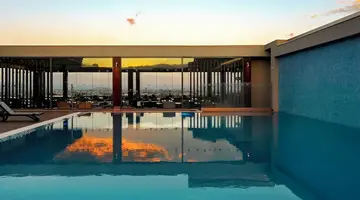 Zeus Wyndham Grand Athens