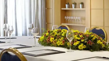 ZEUS WYNDHAM GRAND ATHENS