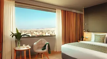 Zeus Wyndham Grand Athens