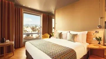 Zeus Wyndham Grand Athens