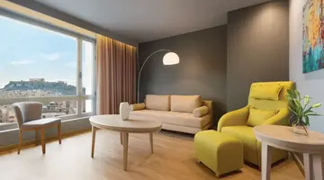 ZEUS WYNDHAM GRAND ATHENS
