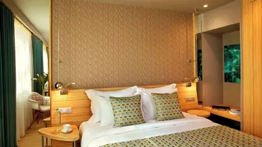 Zeus Wyndham Grand Athens