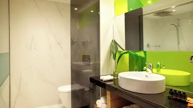 Zeus Wyndham Grand Athens