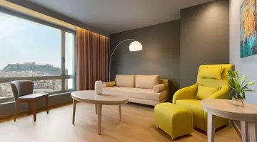 Zeus Wyndham Grand Athens