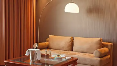 Zeus Wyndham Grand Athens