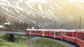 Zimowa magia Alp: Sylwester w Val di Sole i Bernina Express