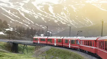 Zimowa magia Alp: Sylwester w Val di Sole i Bernina Express