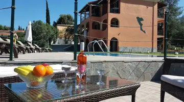 Ziogas Luxury Apartments