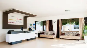 Zoes Hotel