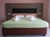 Zoes Hotel