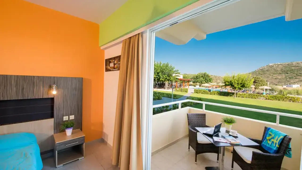 Zoes Hotel