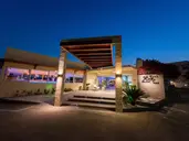 Zoes Hotel