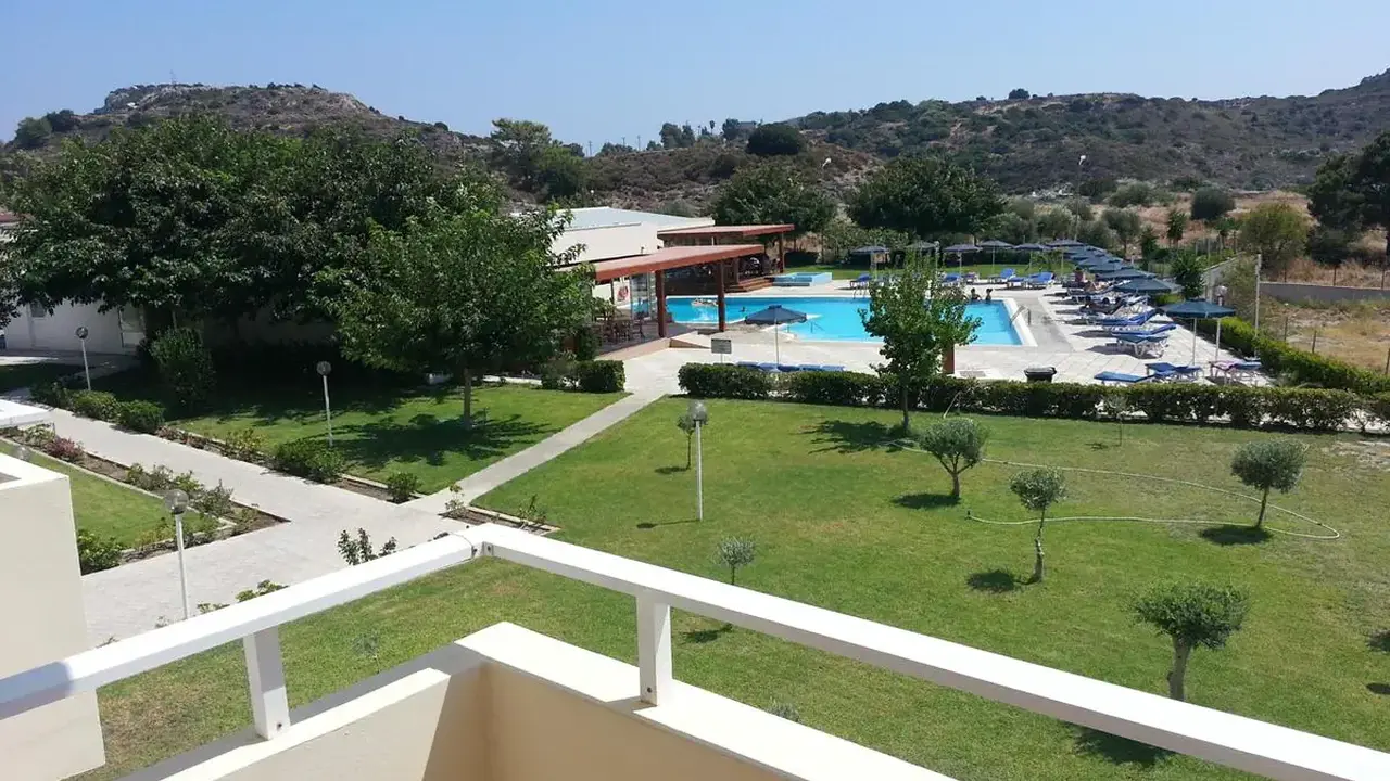 Zoes Hotel