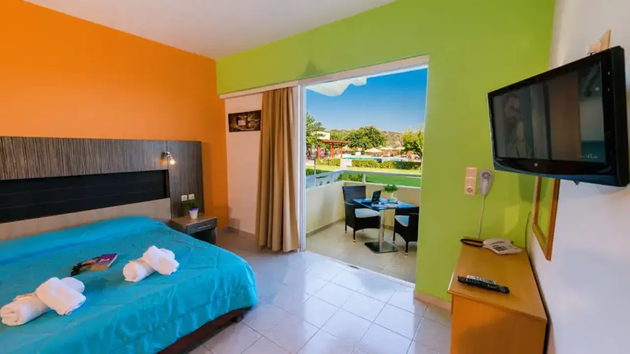 Zoes Hotel