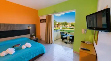 Zoes Hotel