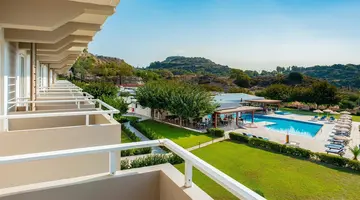 Zoes Hotel