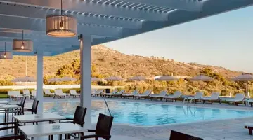 Zoes Hotel