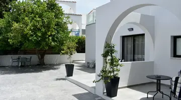 Zoi Hotel