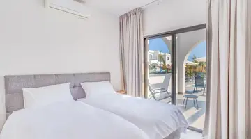 ZOI HOTEL